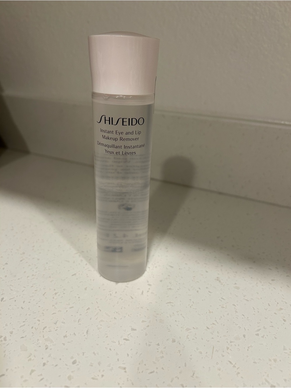 Shiseido Instant Eye & Lip Makeup Remover — Pale Pink Cap